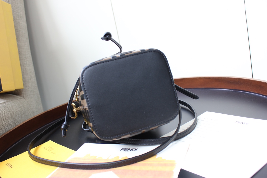 Fendi Mini Mon Tresor Bag -18*12*10CM