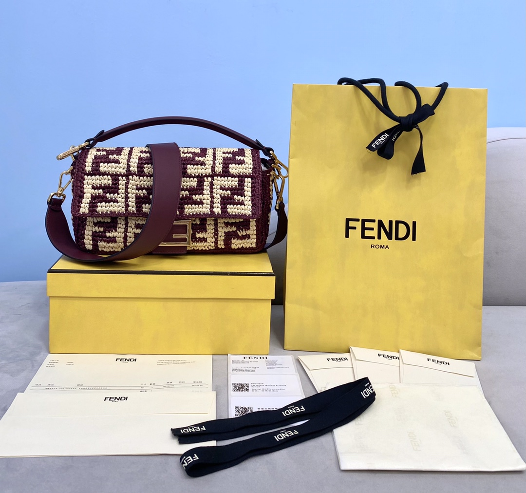 Fendi Medium Baguette Bag-26x15x4CM