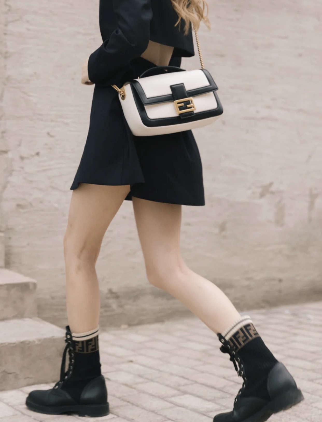 Fendi Medium Baguette Bag-26x15x4CM