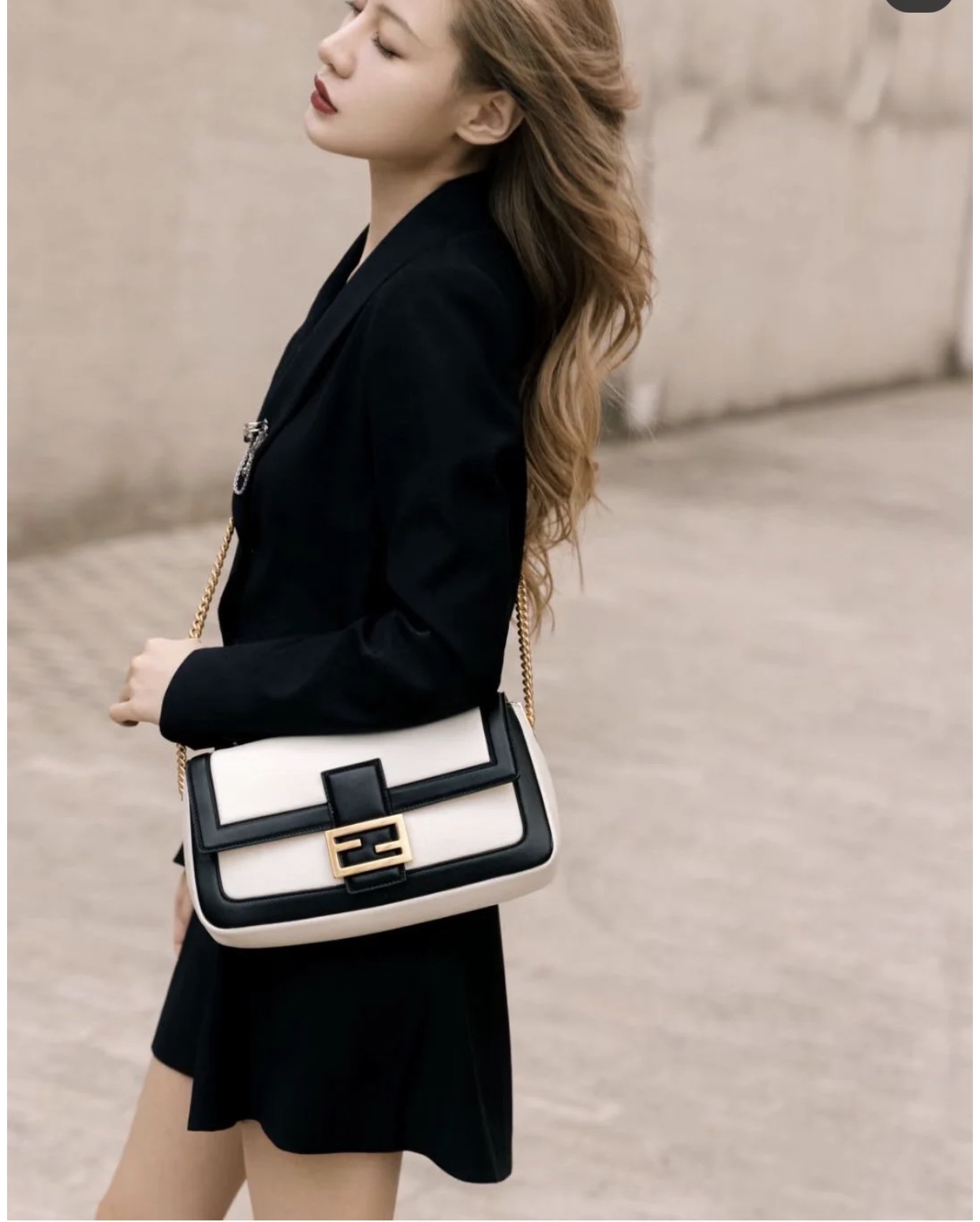 Fendi Medium Baguette Bag-26x15x4CM