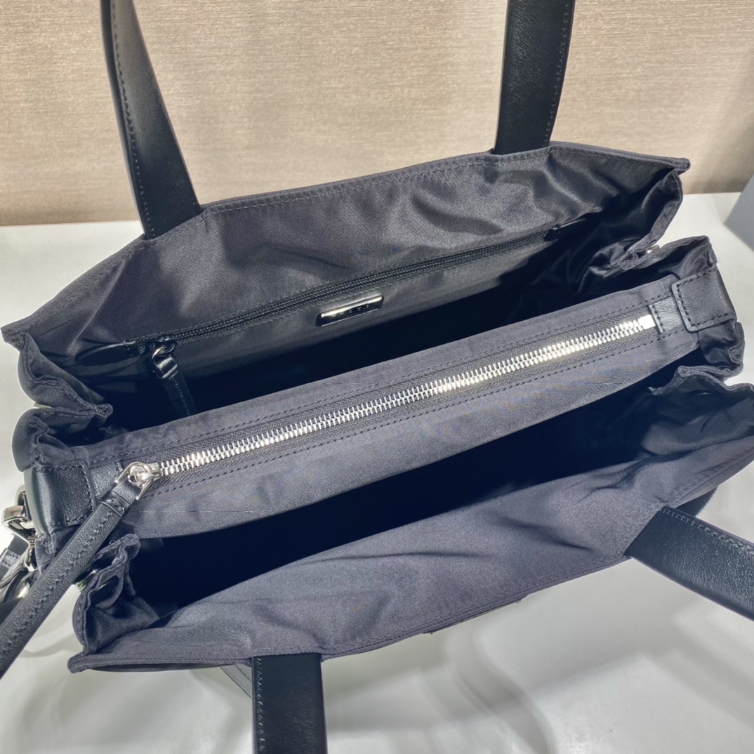 Prada 2VG318A Re-Nylon Tote Bag-33*30*13CM Prada 2VG318A Re-Nylon Tote Bag-33*30*13CM