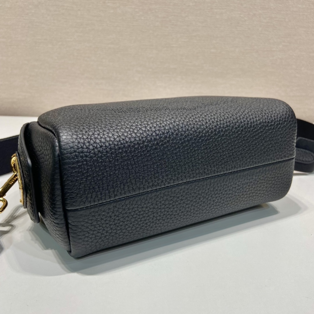 Prada 1BH187 Crossbody Handbags-20.5*13*8.CM