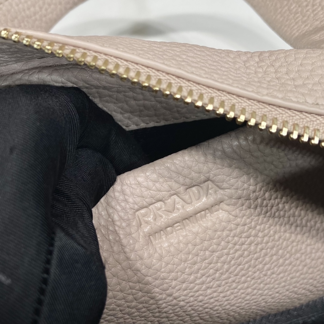 Prada 1BH078 Handlebags-25*16*10CM