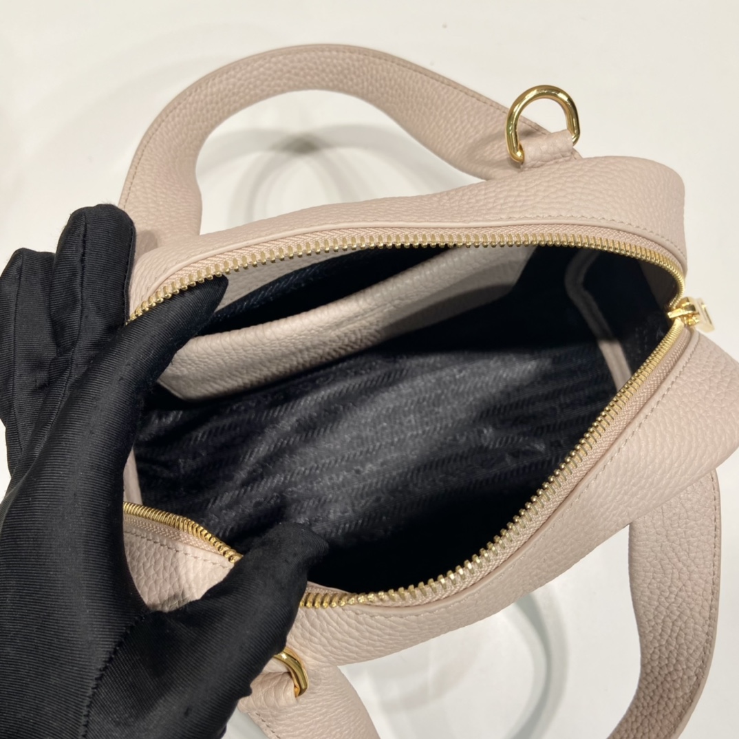 Prada 1BH078 Handlebags-25*16*10CM