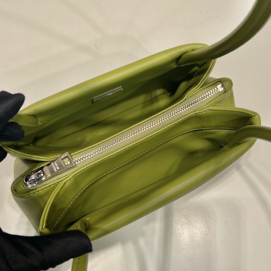 Prada 1BA368 Tote Bag-26*14*13CM