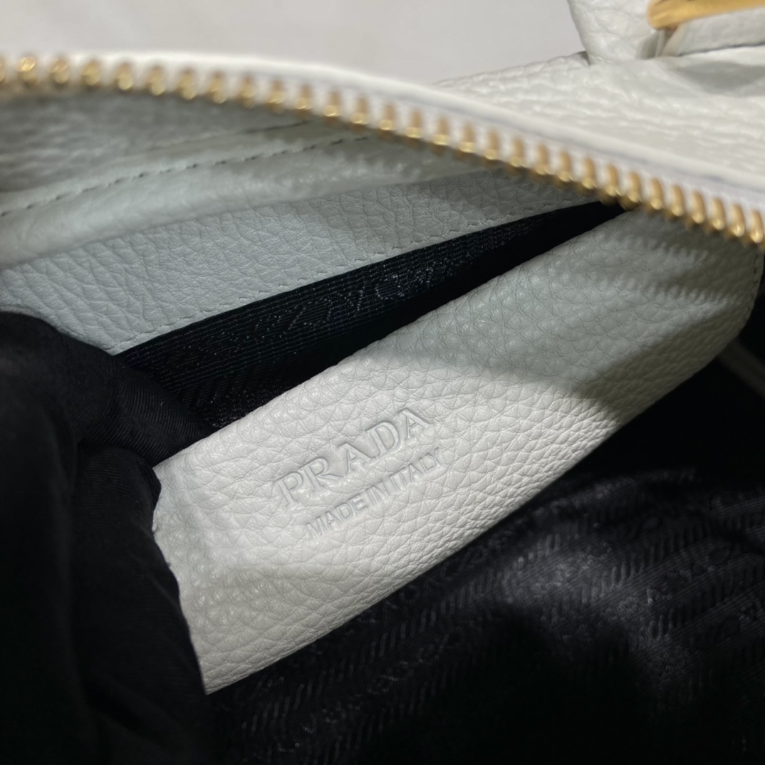 Prada 1BH078 Handlebags-25*16*10CM