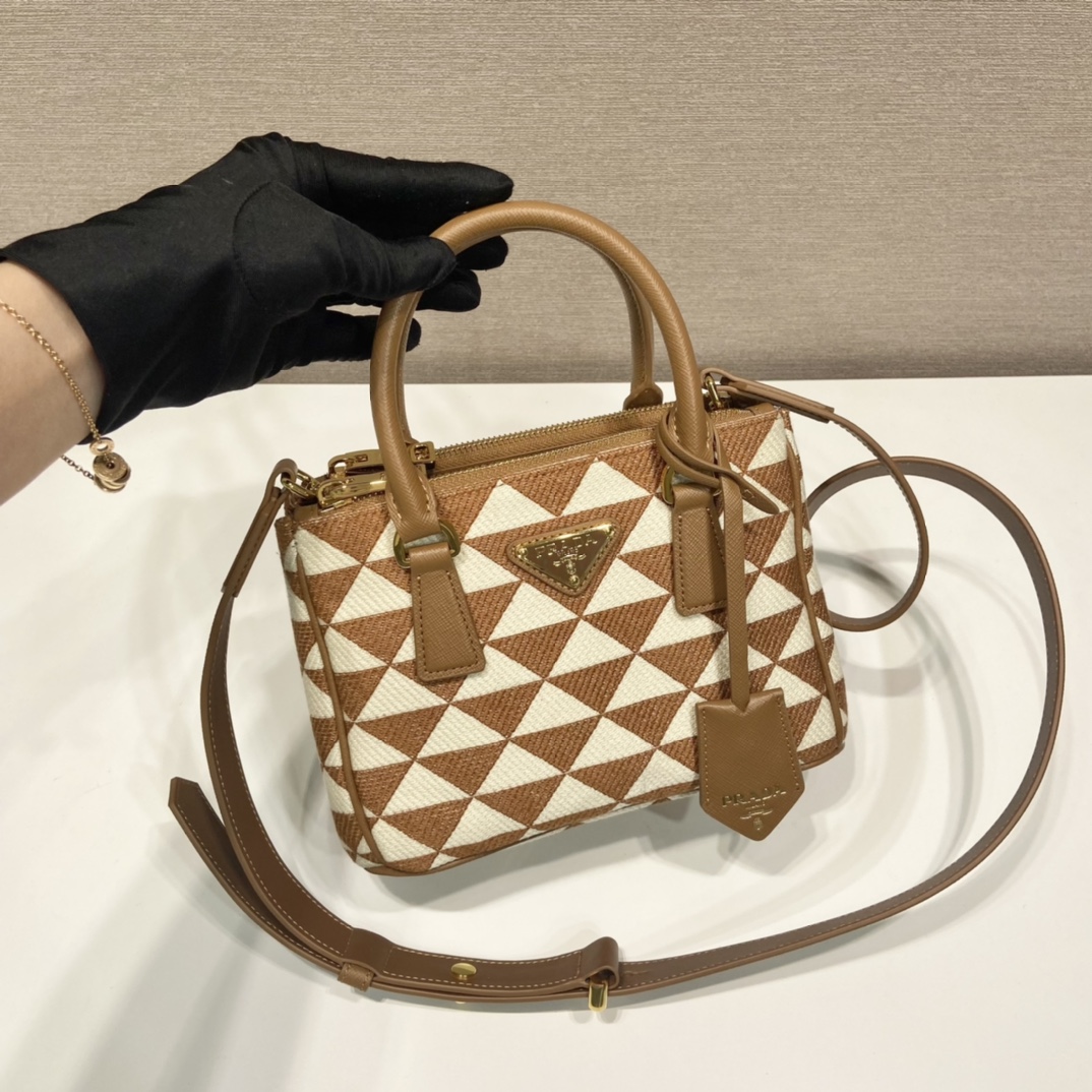 Prada Borsa Galleria Mini In Saffiano 1BA906-20*15*9.5CM Prada Borsa Galleria Mini In Saffiano 1BA906-20*15*9.5CM