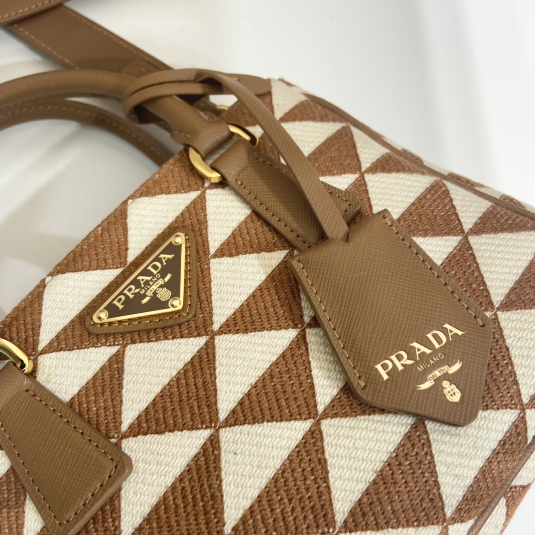 Prada Borsa Galleria In Saffiano 1BA846-20*14*11CM Prada Borsa Galleria In Saffiano 1BA846-20*14*11CM