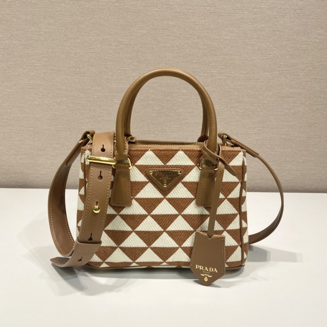 Prada Borsa Galleria In Saffiano 1BA846-20*14*11CM Prada Borsa Galleria In Saffiano 1BA846-20*14*11CM