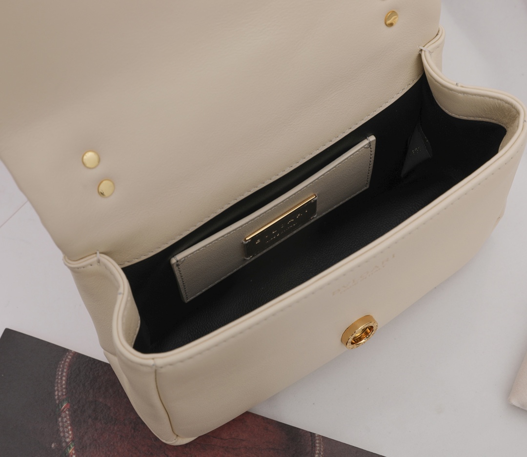 Bvlgari Serpenti Cabochon Bag-18*12*8CM