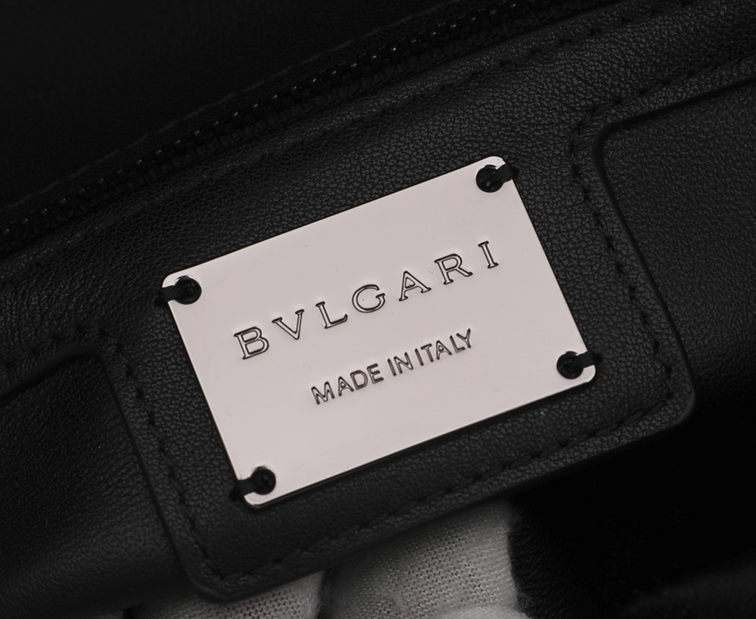 Bvlgari Serpenti Cabochon Bag-22.5 X 15 X 10 CM