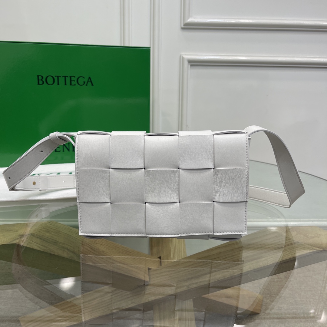 Bottega Veneta Crossbody Bag-23*15*6CM
