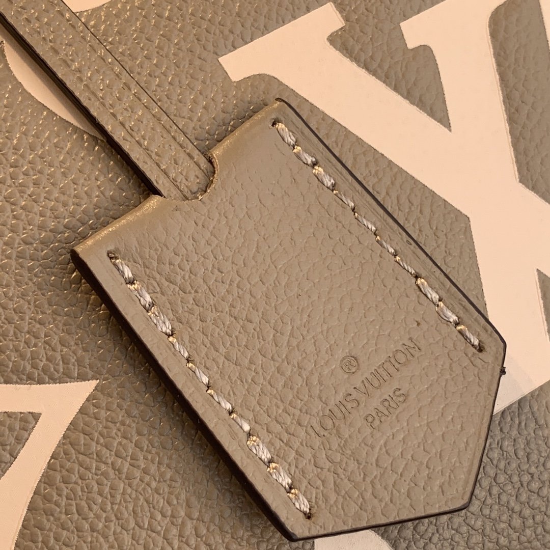 Louis Vuitton Montaigne BB-29*20*13CM