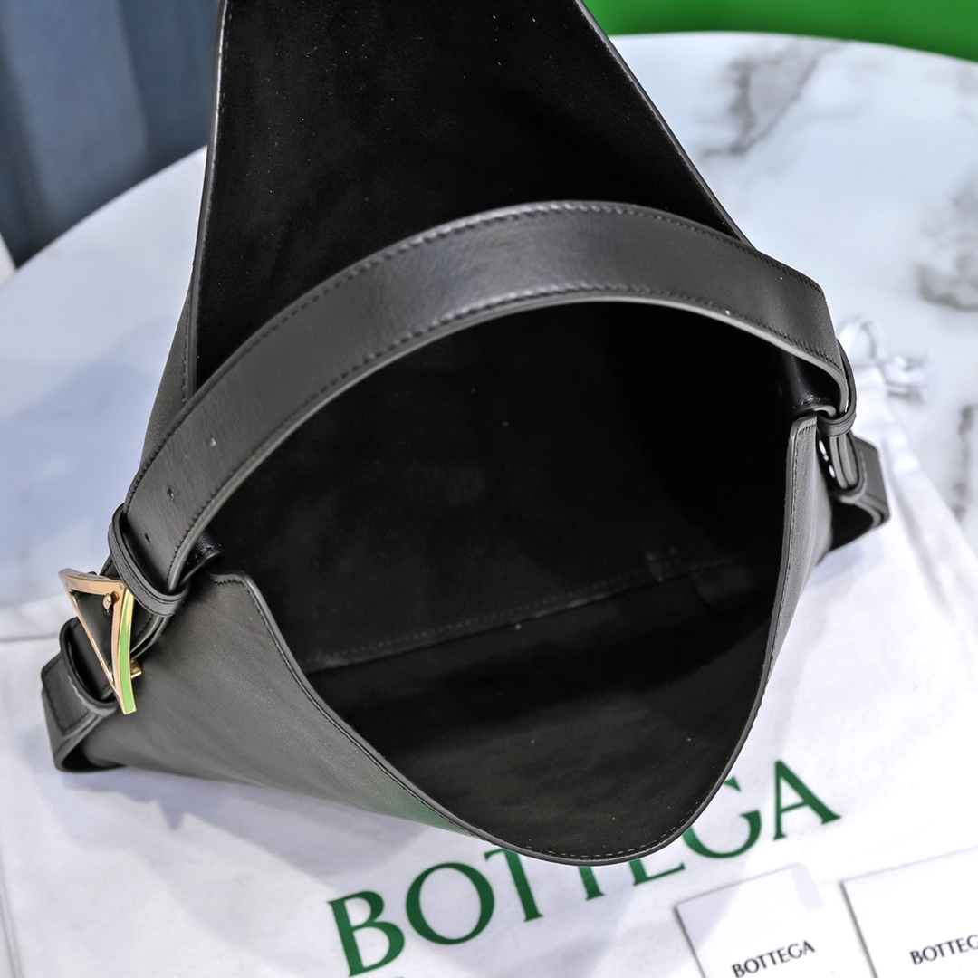 Bottega VenetaCradle Tote-30x23x16CM