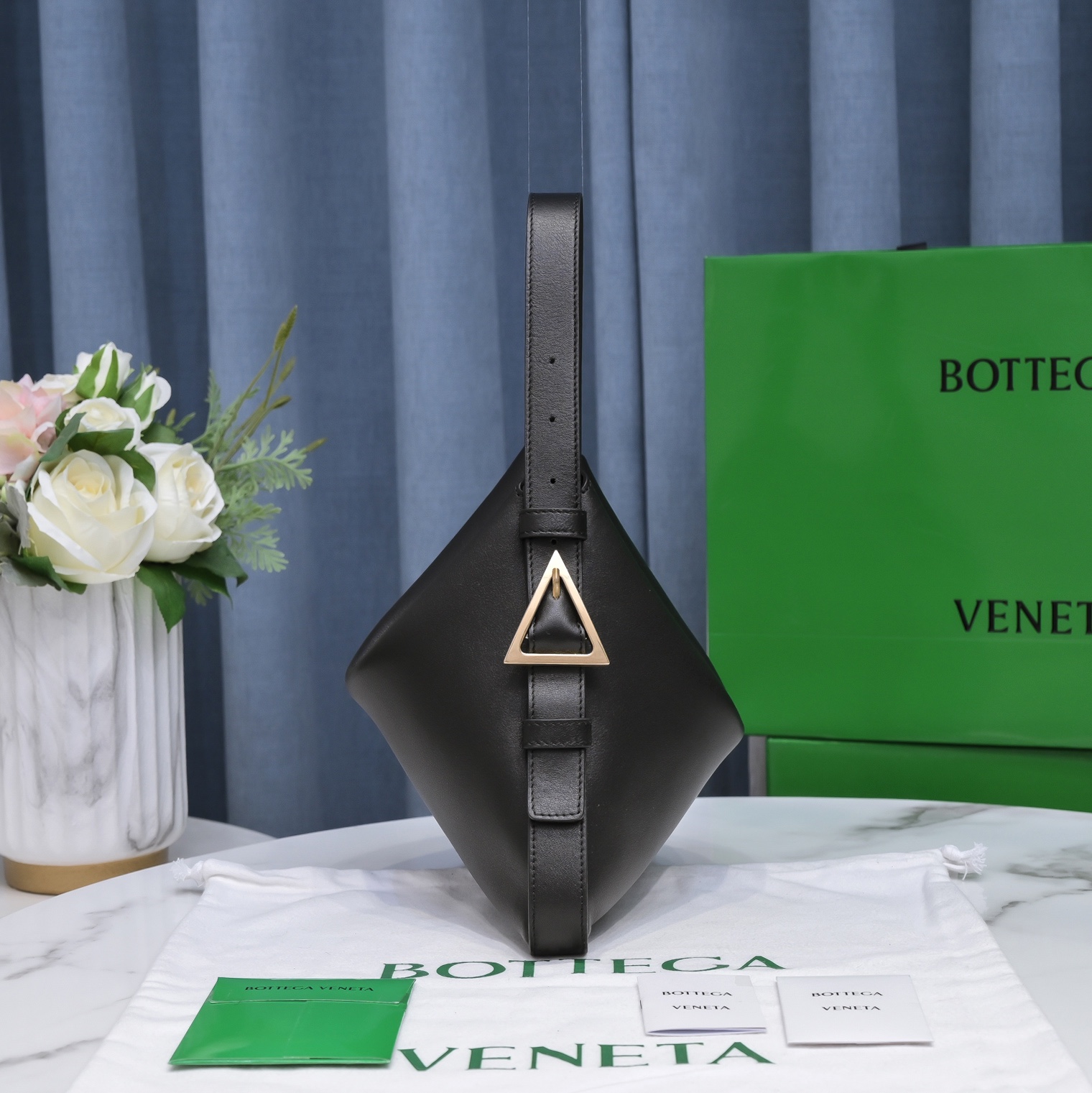 Bottega VenetaCradle Tote-30x23x16CM