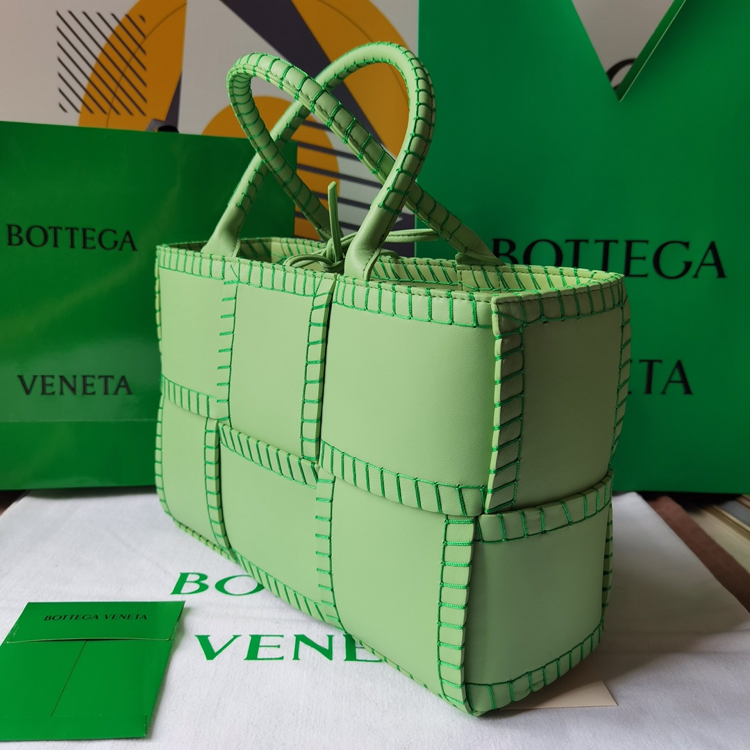 Bottega Arco Tote-30x20x11.5CM
