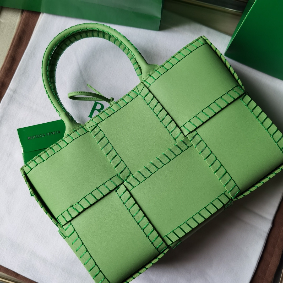 Bottega Arco Tote-30x20x11.5CM