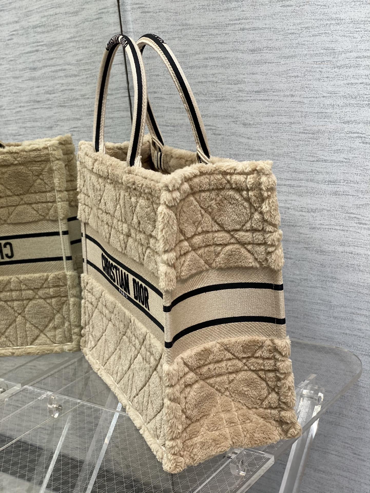 Diro Book Tote Bags-42*32*5CM