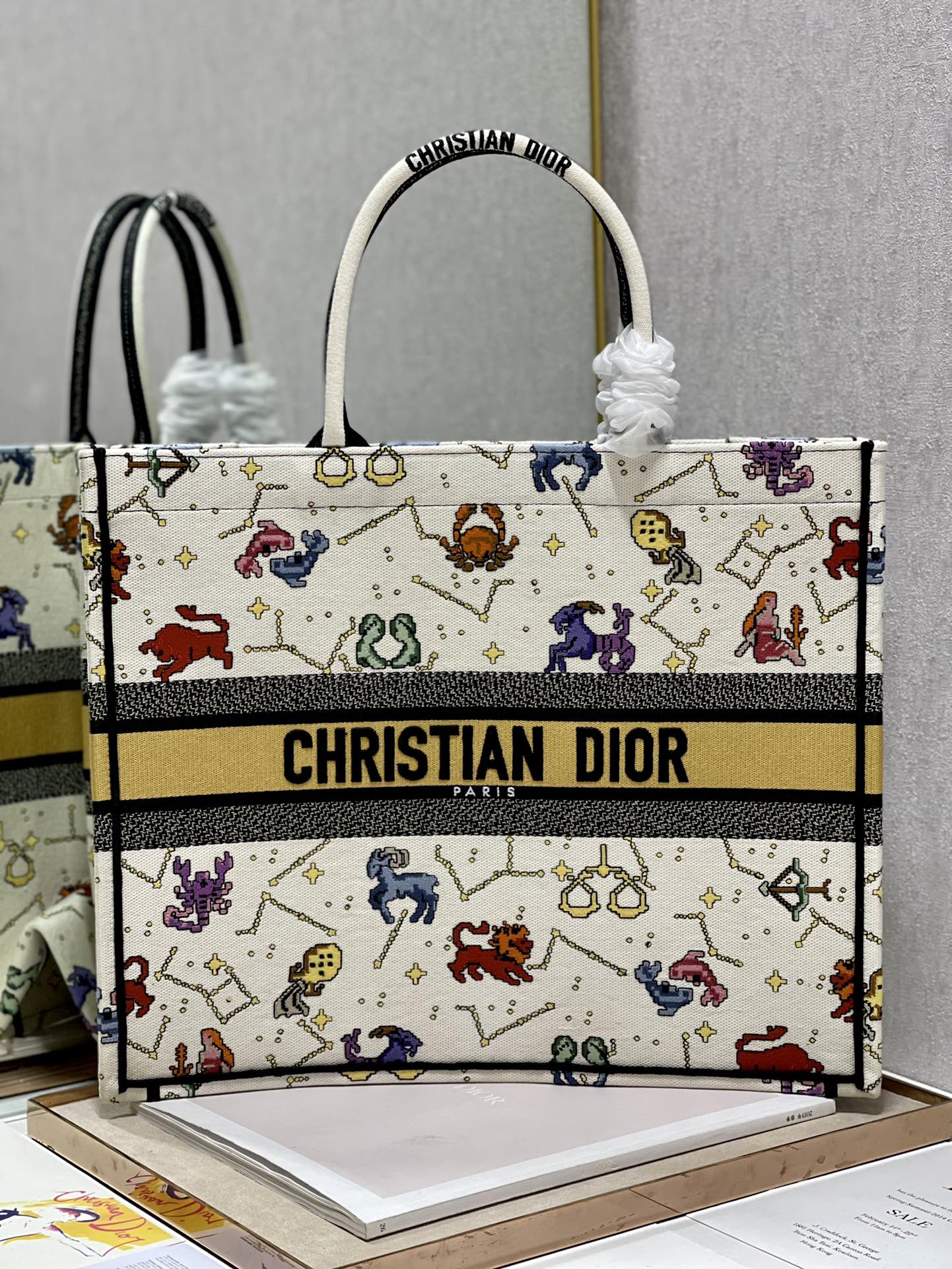 Diro Book Tote Bags-42*32*5CM
