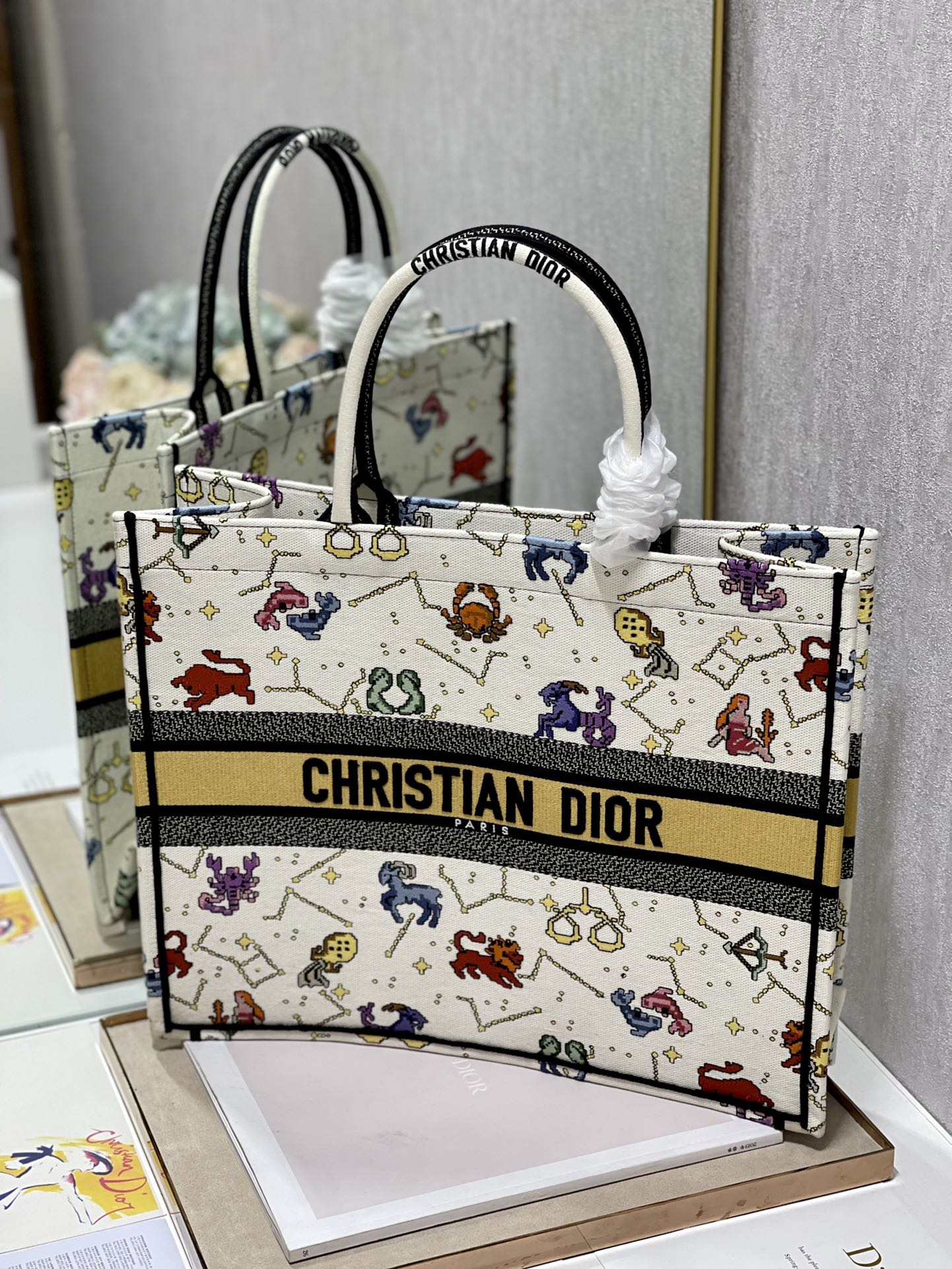 Diro Book Tote Bags-42*32*5CM