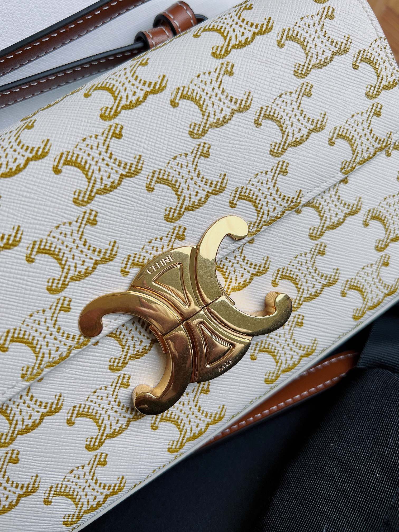 Celina Cuir Vinatge Triomphe Bag-21*13*5CM