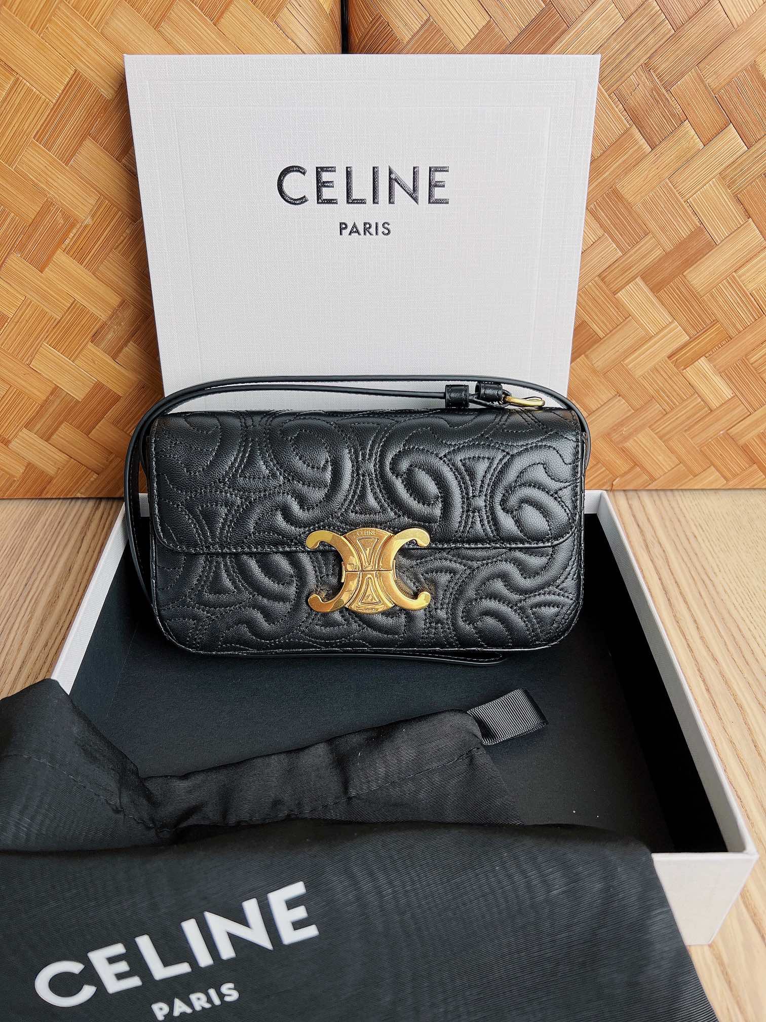 Celina Quilted LambTriomphe Bag-20 X 10 X 4CM