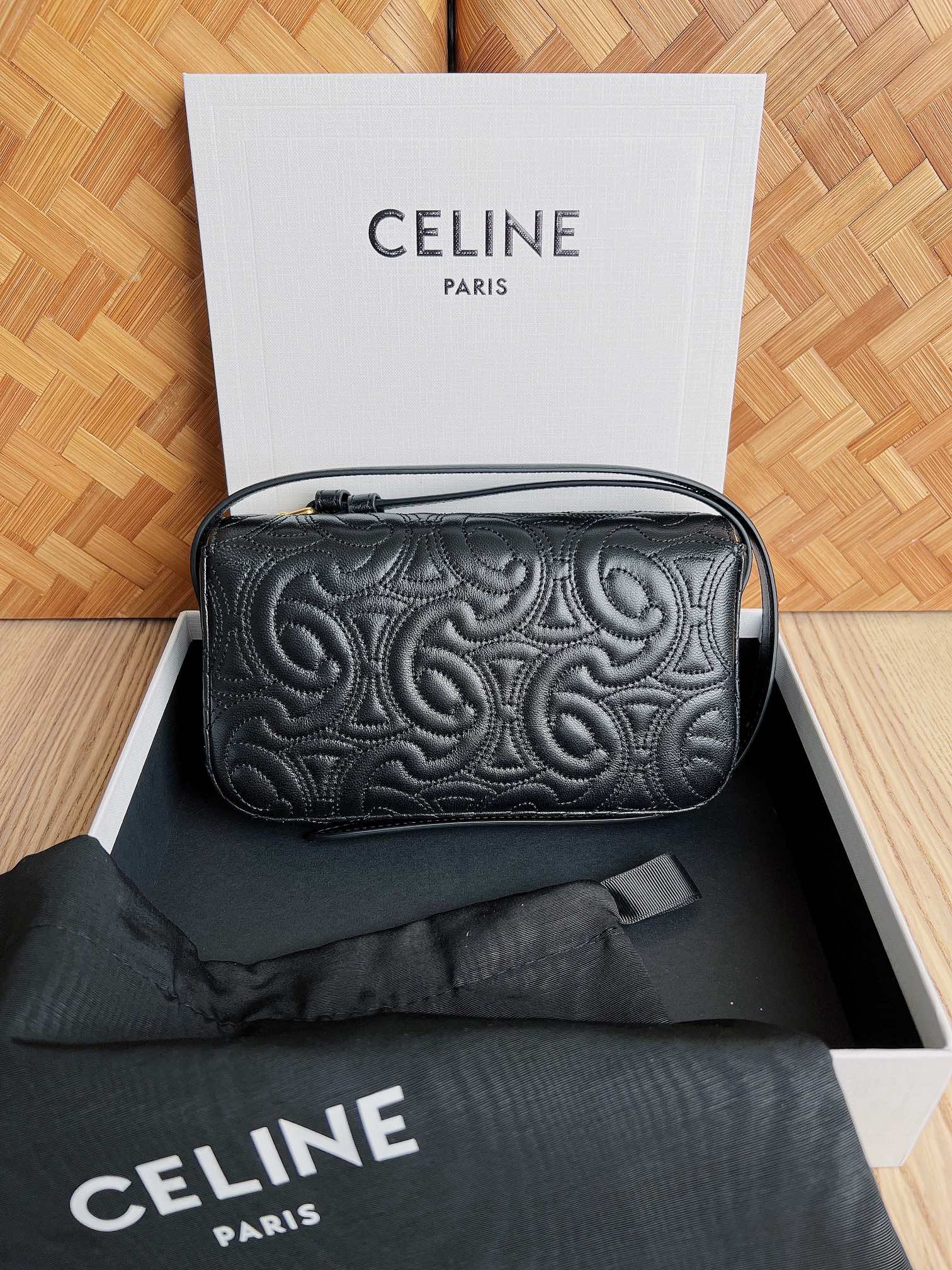 Celina Quilted LambTriomphe Bag-20 X 10 X 4CM