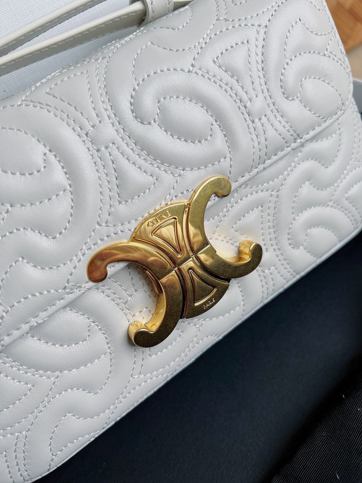 Celina Quilted LambTriomphe Bag-20 X 10 X 4CM