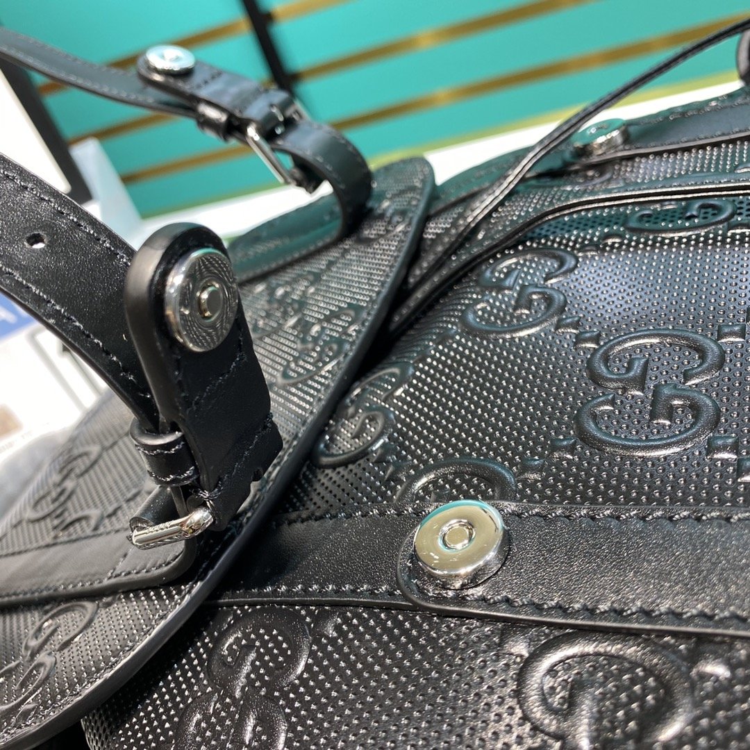 Gucci GG Embossed Crossbody Bag-24*14*7CM