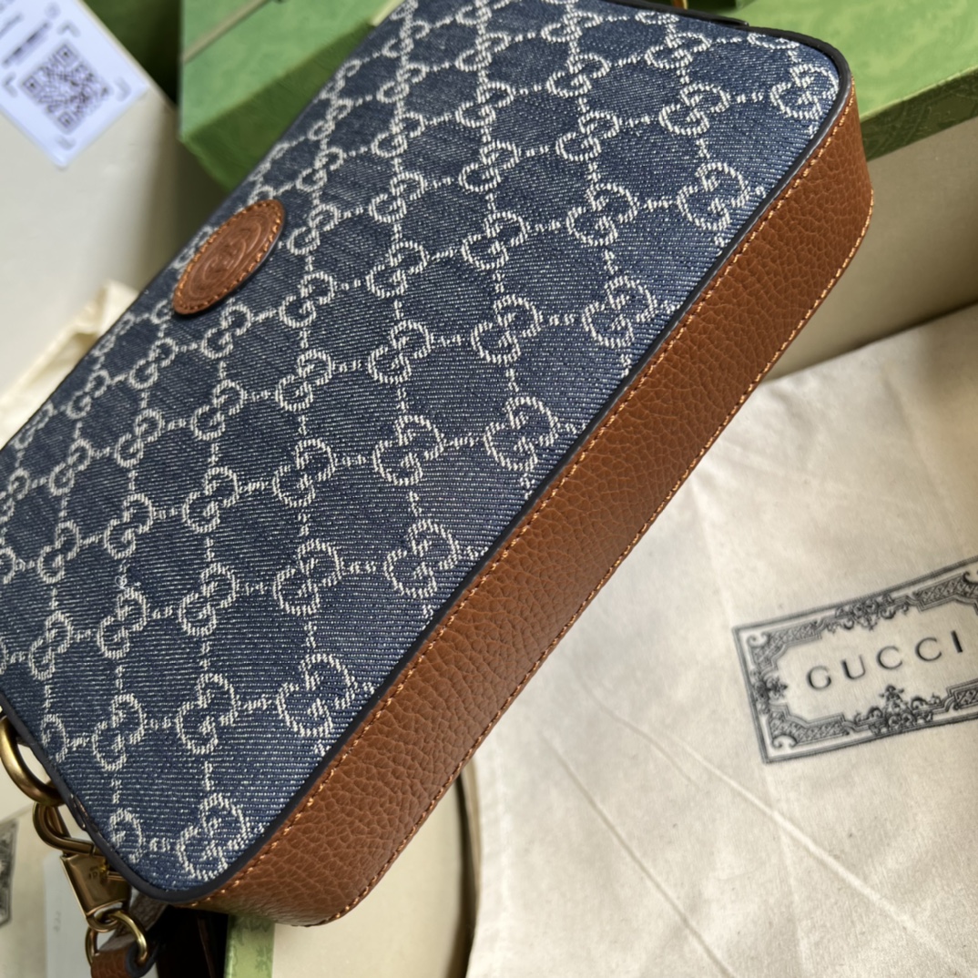 Gucci Vintage GG Supreme-24.5x 16x 4.5CM