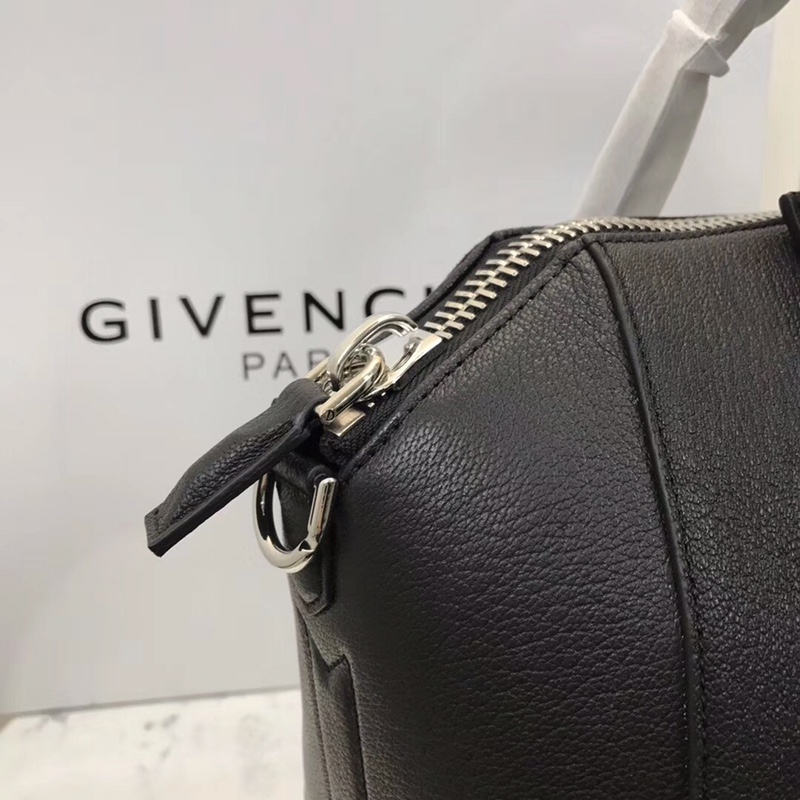 Gienvchy Antigona Tote-33*18*26CM