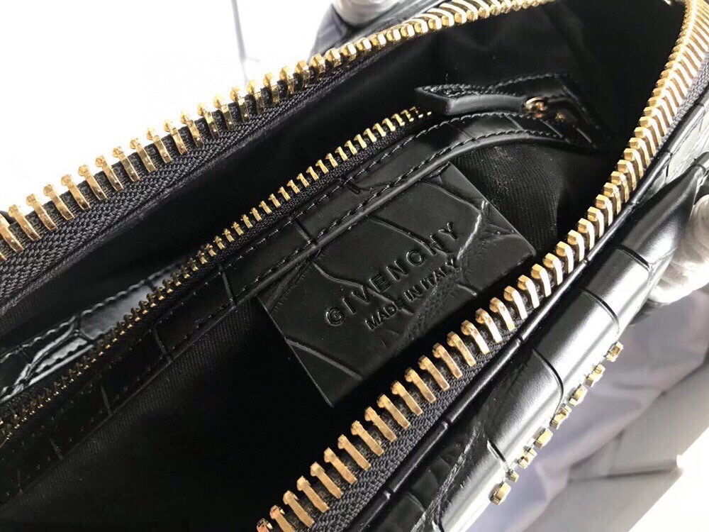 Gienvchy Antigona Handbags-28*17*35CM
