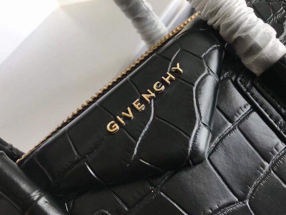 Gienvchy Antigona Handbags-28*17*35CM