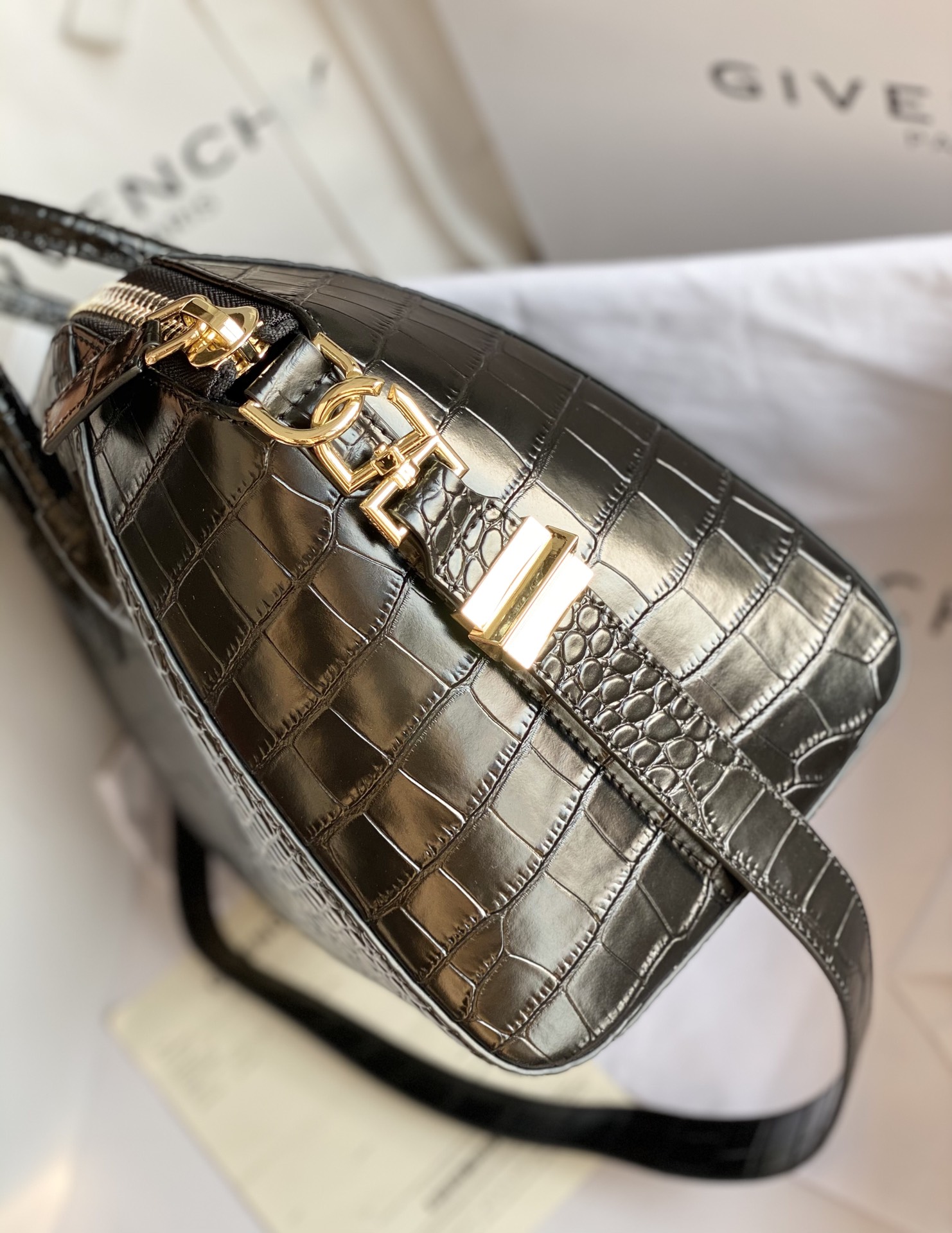 Gienvchy Antigona Handbags-33*18*26*41CM
