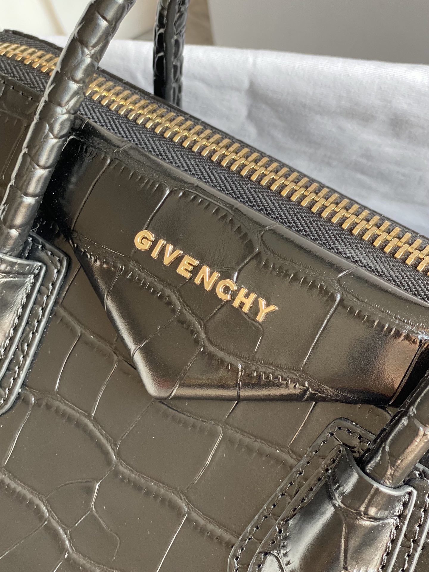 Gienvchy Antigona Handbags-33*18*26*41CM