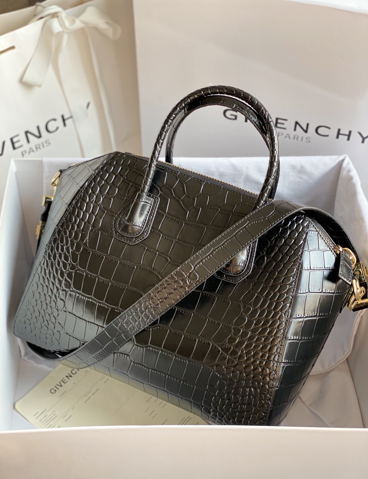 Gienvchy Antigona Handbags-33*18*26*41CM
