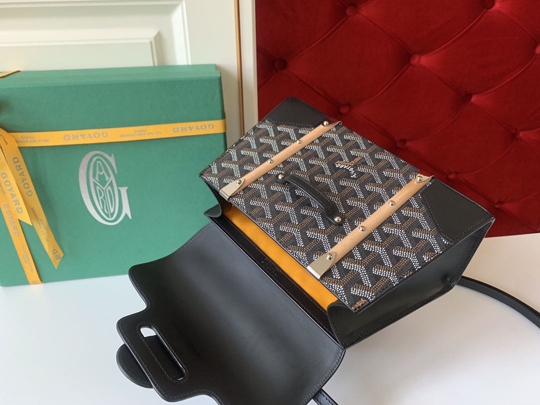 Goyard Coated Canvas and Leather Saigon Top Handle Bag-21CM Goyard Coated Canvas and Leather Saigon Top Handle Bag-21CM