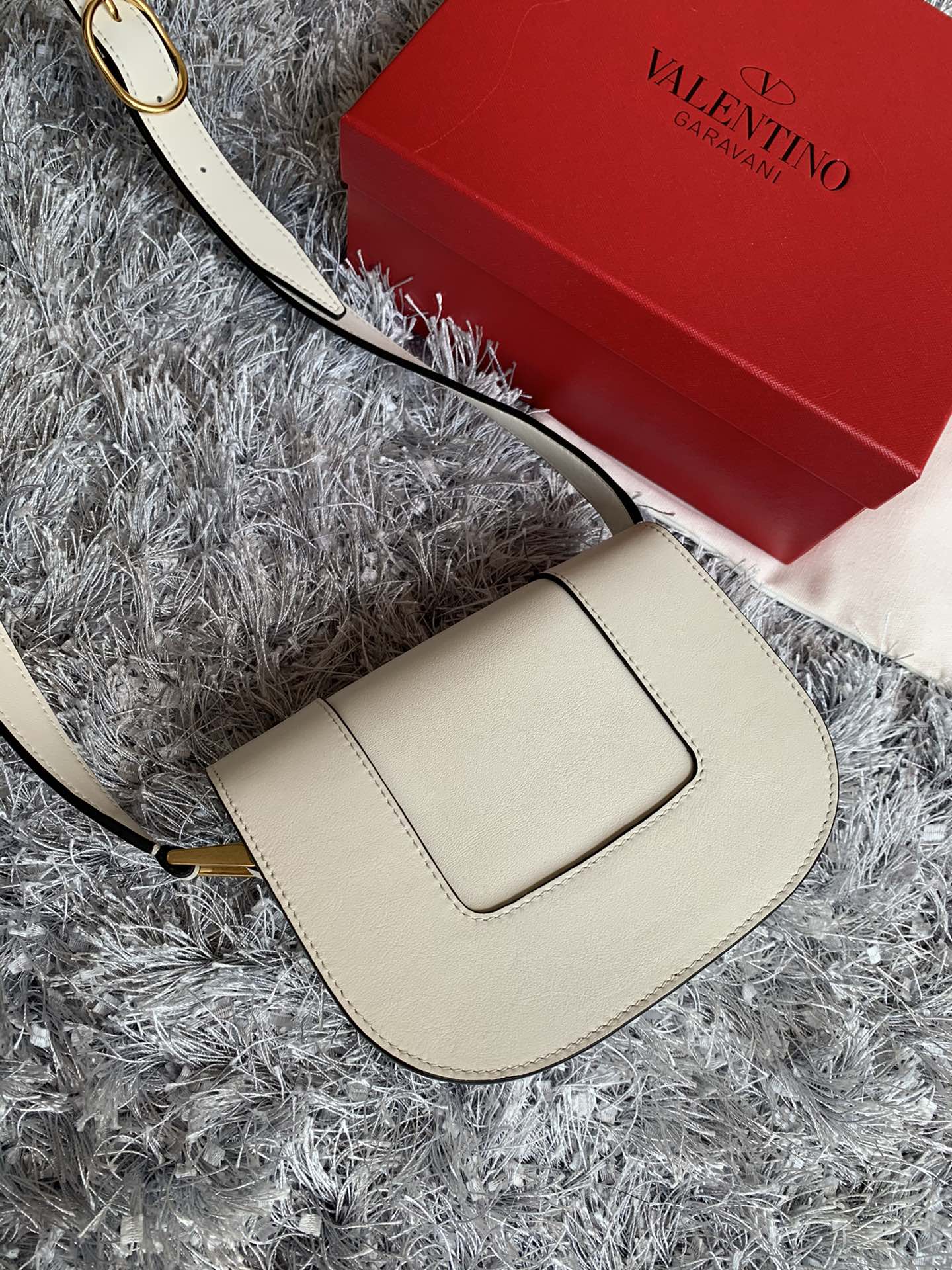 Valentino Garavani Supervee Handbags-18*8*15CM