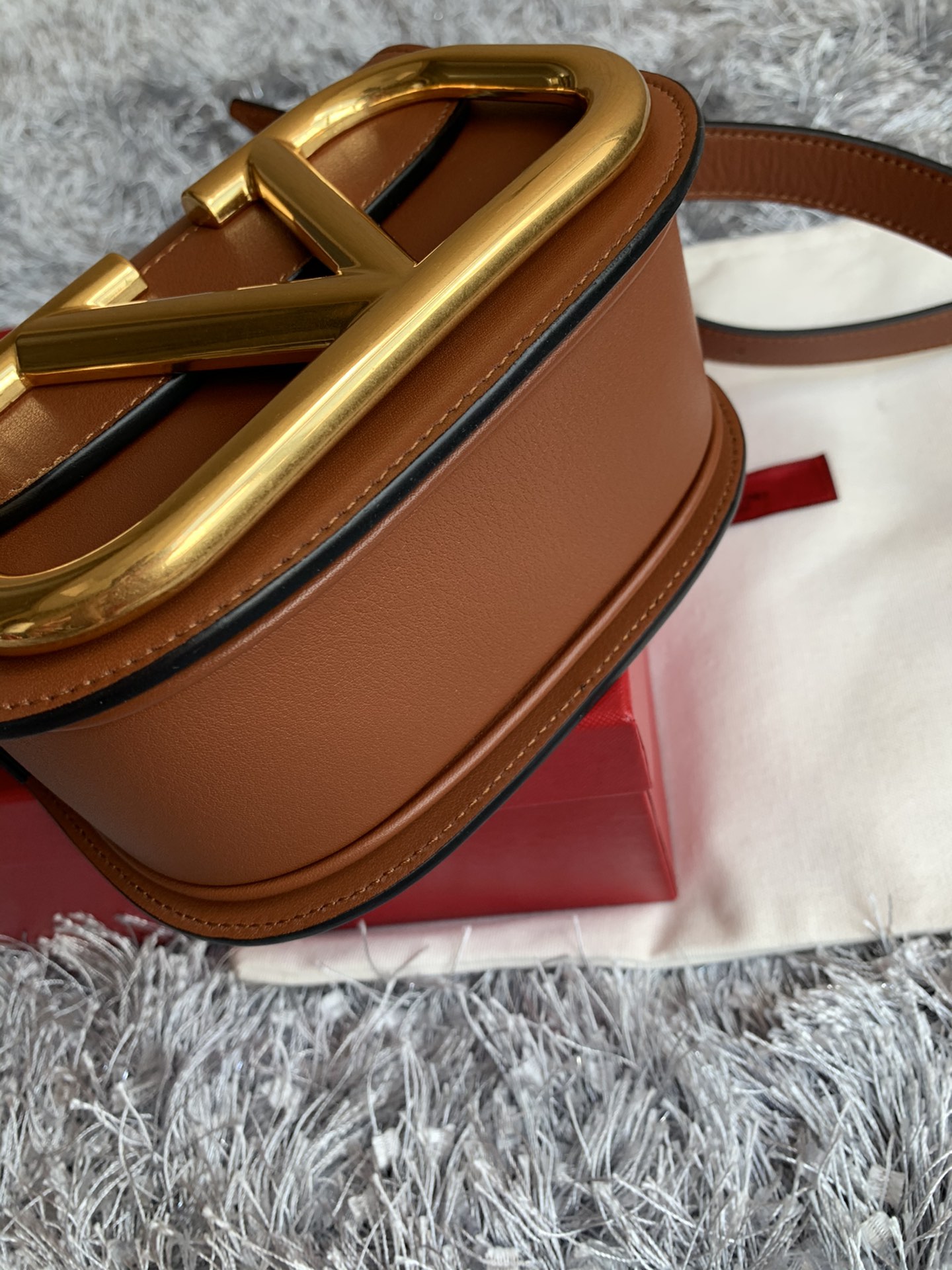 Valentino Garavani Supervee Handbags-18*8*15CM