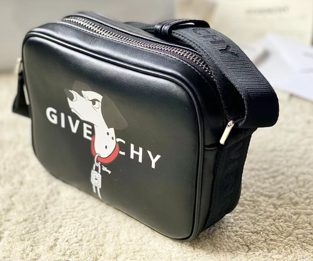 Gienvchy Waist Bag-16x11x8CM