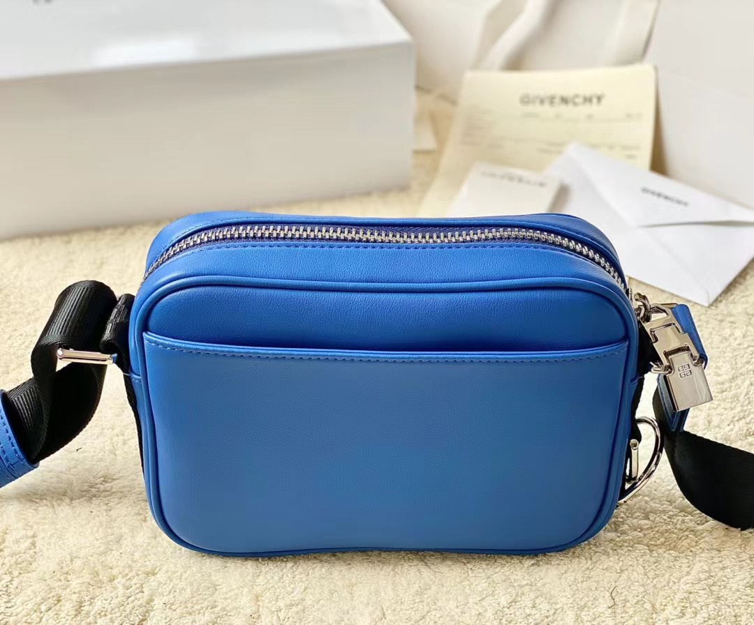 Gienvchy Waist Bag-16x11x8CM