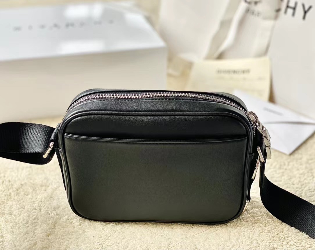 Gienvchy Waist Bag-16x11x8CM