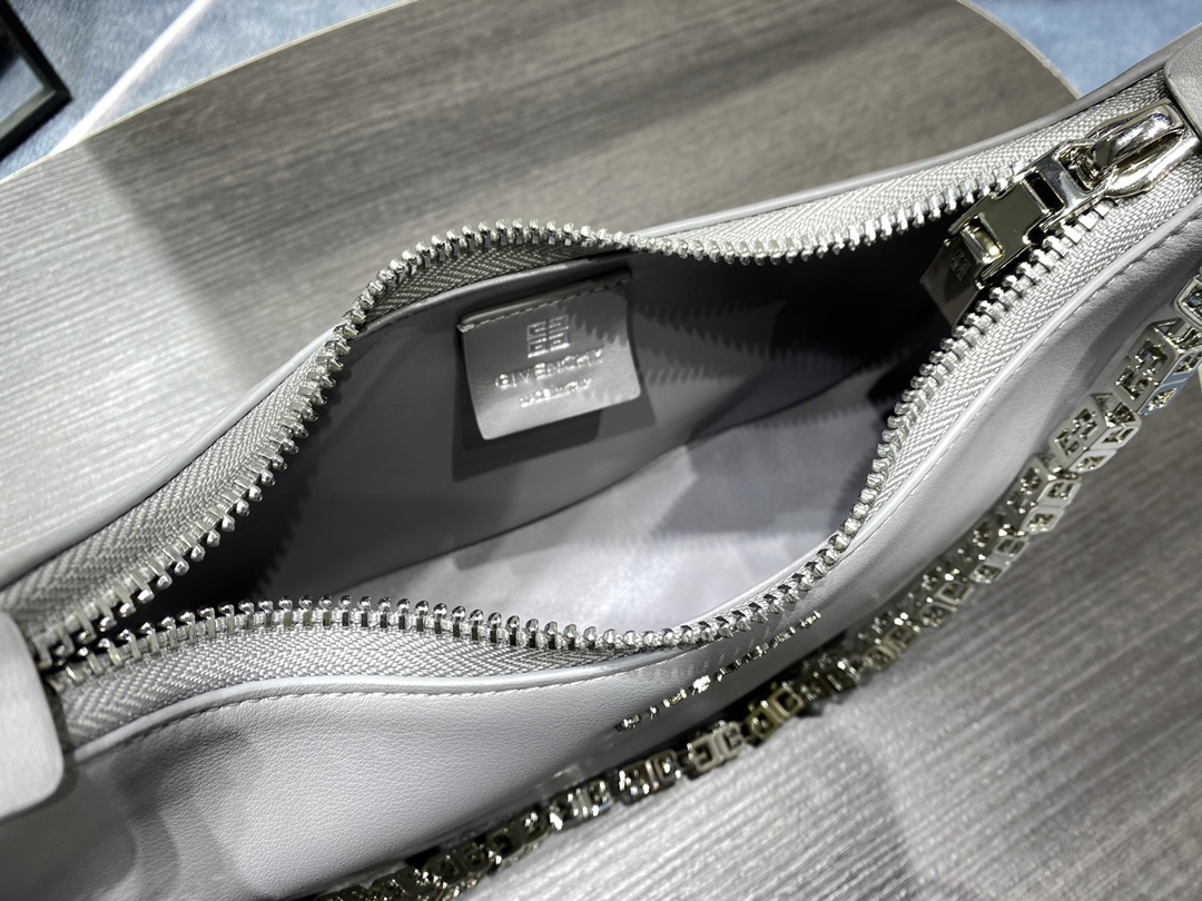 Gienvchy Moon Cut Hobo-25x7x12CM