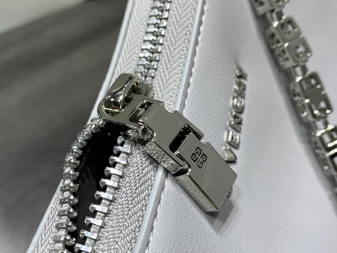 Gienvchy Moon Cut Hobo-25x7x12CM