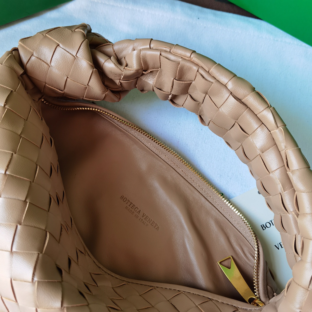 Bottega Veneta Jodie Hobo-36x21x13CM