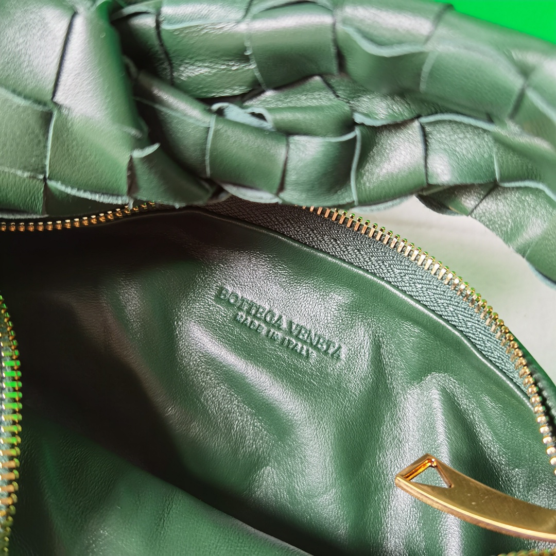 Bottega Veneta Jodie Hobo-23x28x8CM
