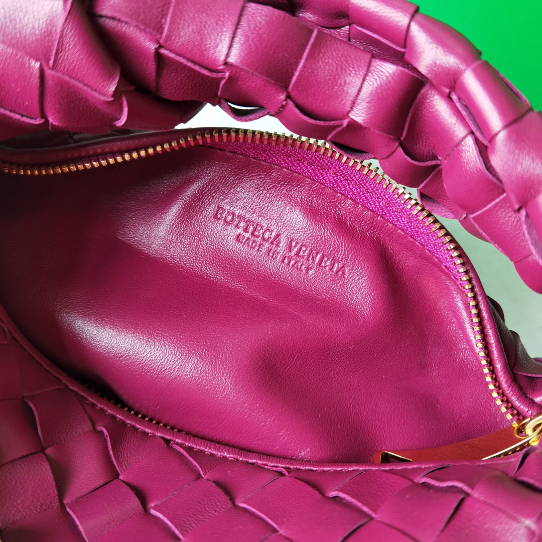 Bottega Veneta Jodie Hobo-23x28x8CM
