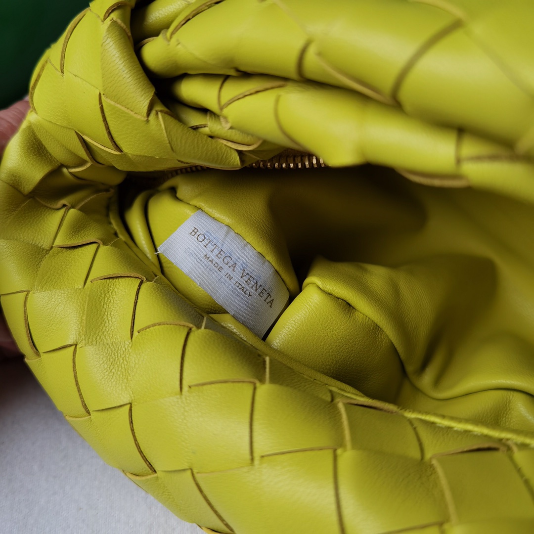 Bottega Veneta Jodie Hobo-23x28x8CM Bottega Veneta Jodie Hobo-23x28x8CM