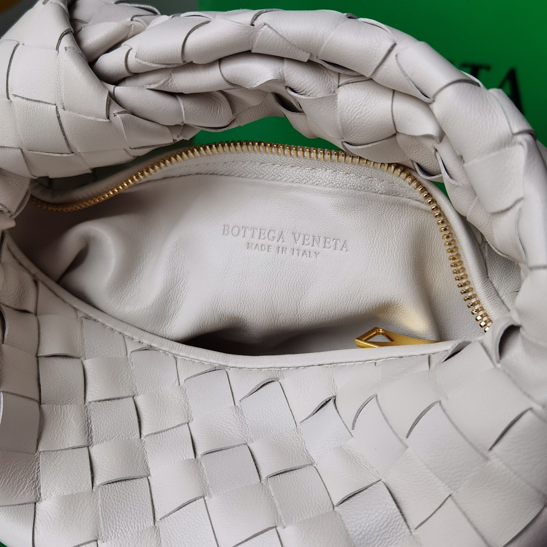 Bottega Veneta Jodie Hobo-23x28x8CM