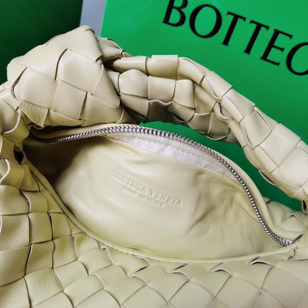 Bottega Veneta Jodie Hobo-23x28x8CM
